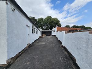 Photo 16- click for photo gallery